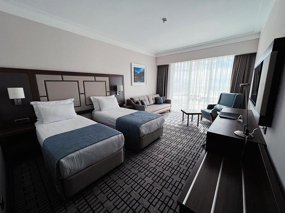 Hotel Ramada Plaza By Wyndham Rize Exterior foto A room at the hotel