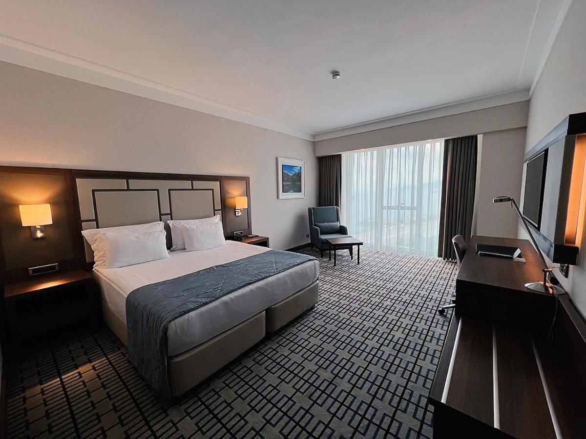 Hotel Ramada Plaza By Wyndham Rize Exterior foto