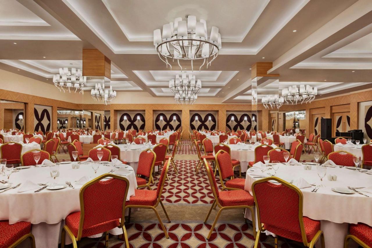 Hotel Ramada Plaza By Wyndham Rize Exterior foto The ballroom at the hotel