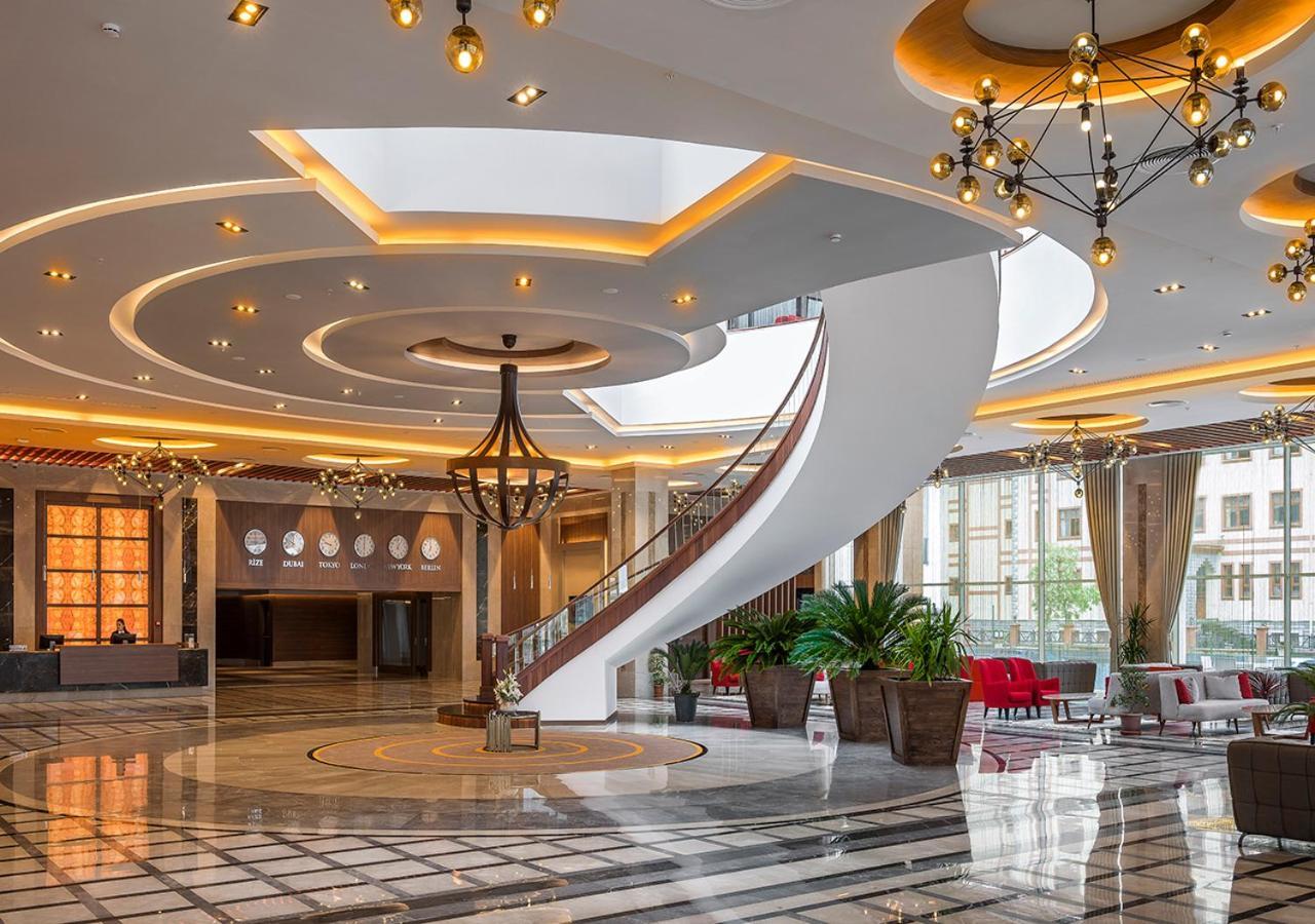 Hotel Ramada Plaza By Wyndham Rize Exterior foto Lobby