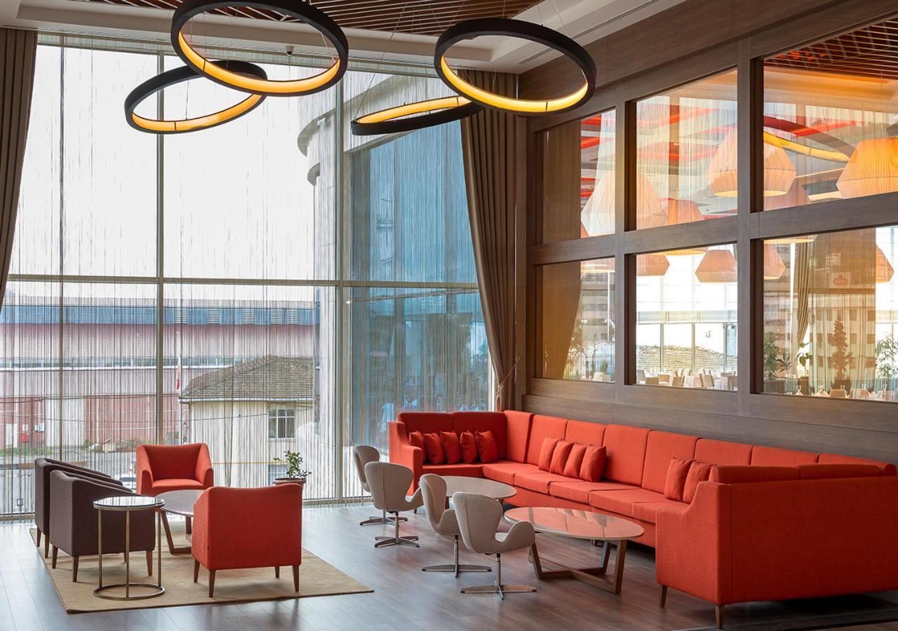 Hotel Ramada Plaza By Wyndham Rize Exterior foto The lounge at the airport