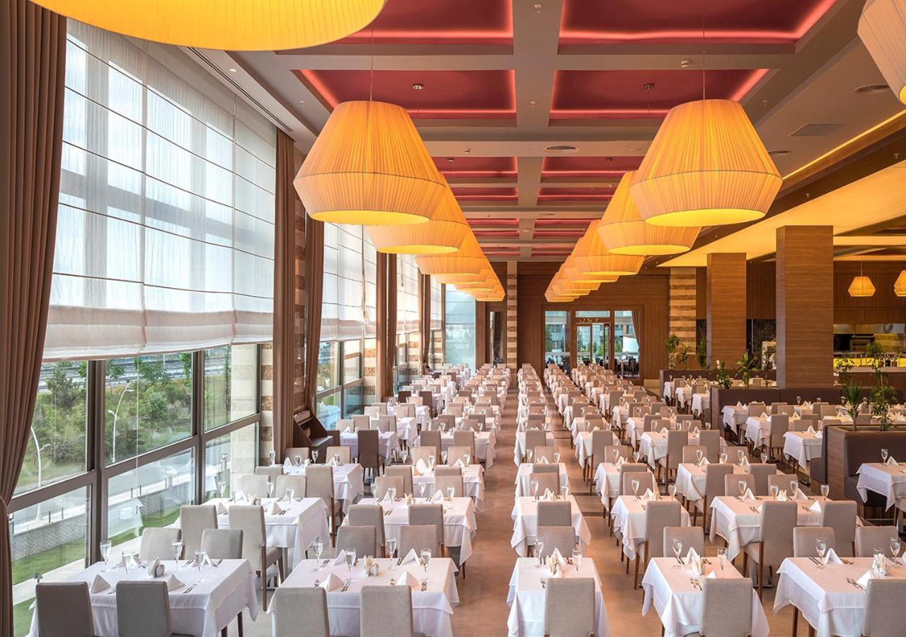 Hotel Ramada Plaza By Wyndham Rize Exterior foto Restaurant