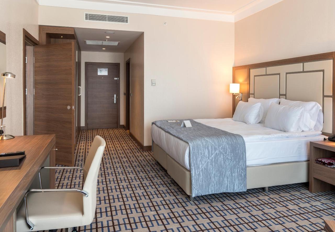 Hotel Ramada Plaza By Wyndham Rize Exterior foto